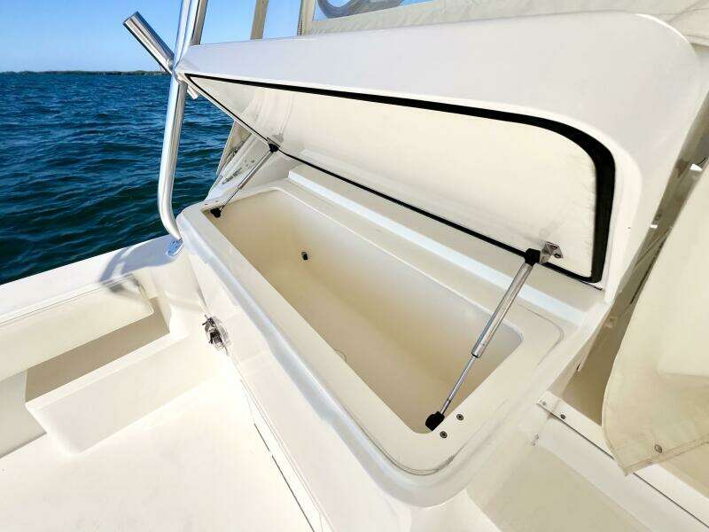 2007 Albemarle 41 Express