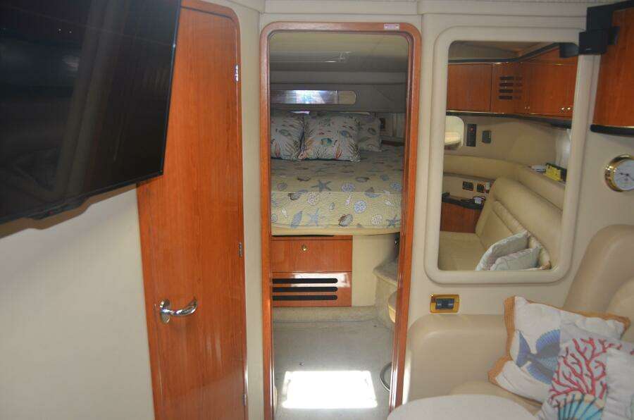 Sea Ray 46 4 RICH-SHER OR POORER - Salon