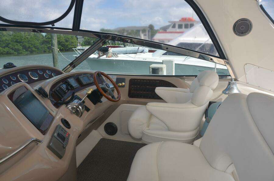 Sea Ray 46 4 RICH-SHER OR POORER - Cockpit - Helm