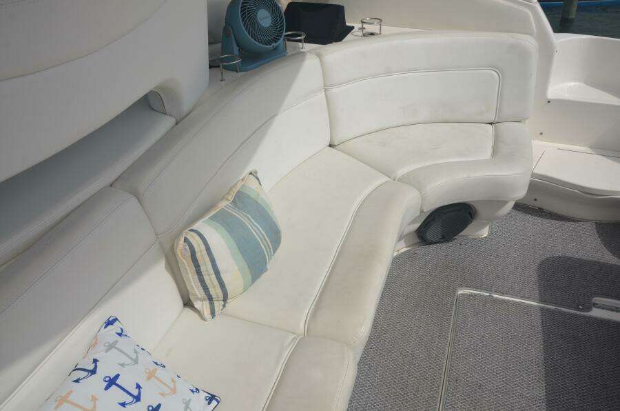 Sea Ray 46 4 RICH-SHER OR POORER - Cockpit