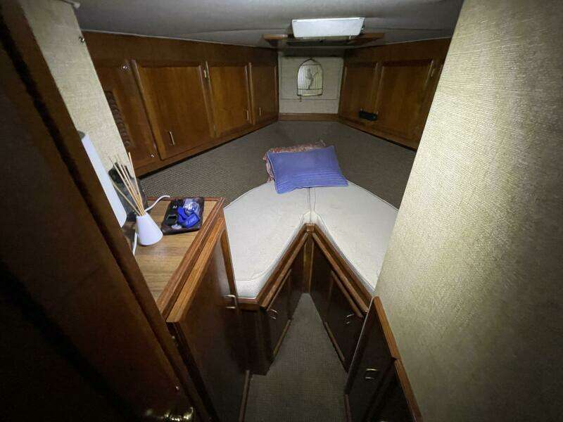 1986 Egg Harbor 40 Motor Yacht