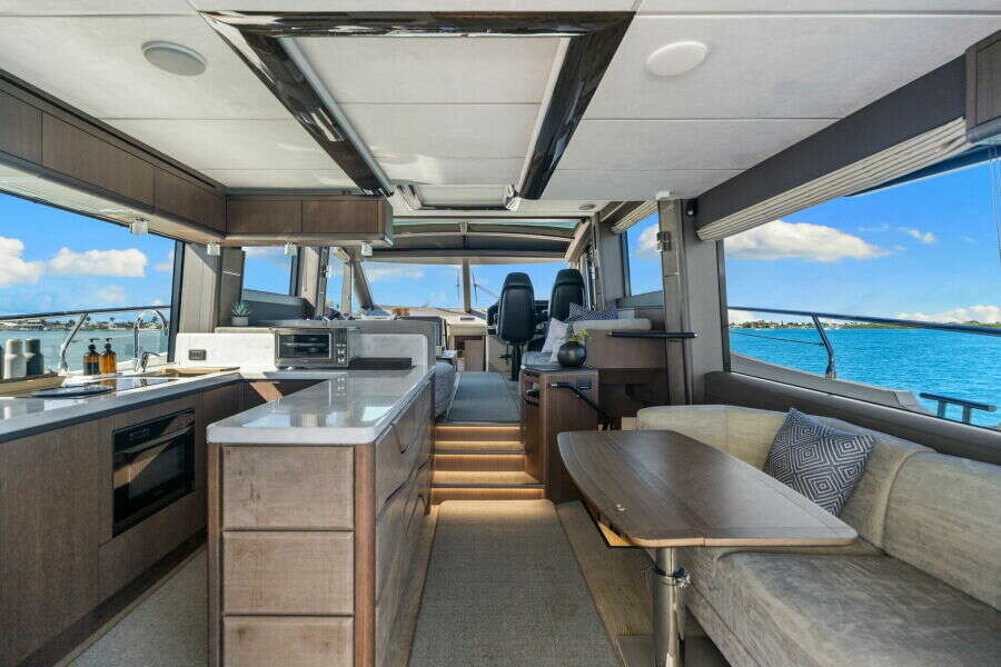 2020 Galeon 680 FLYBRIDGE