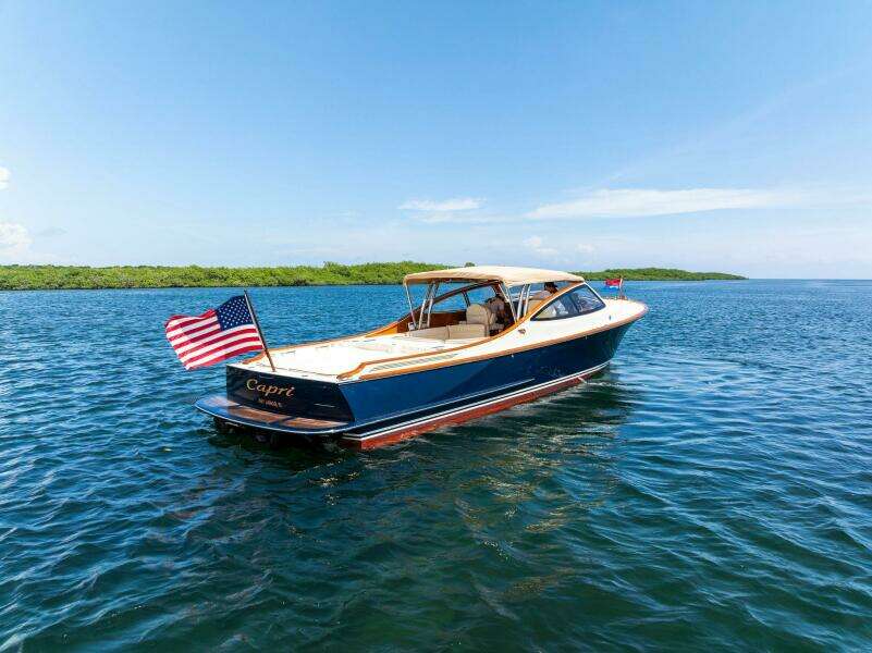 2008 Hinckley Talaria 38R Convertible