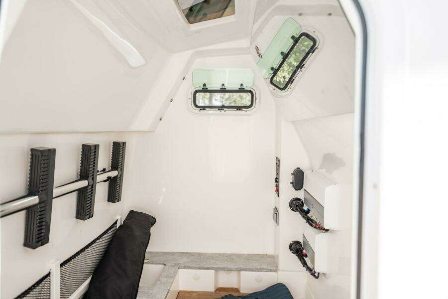 2021 Everglades 335 Center Console