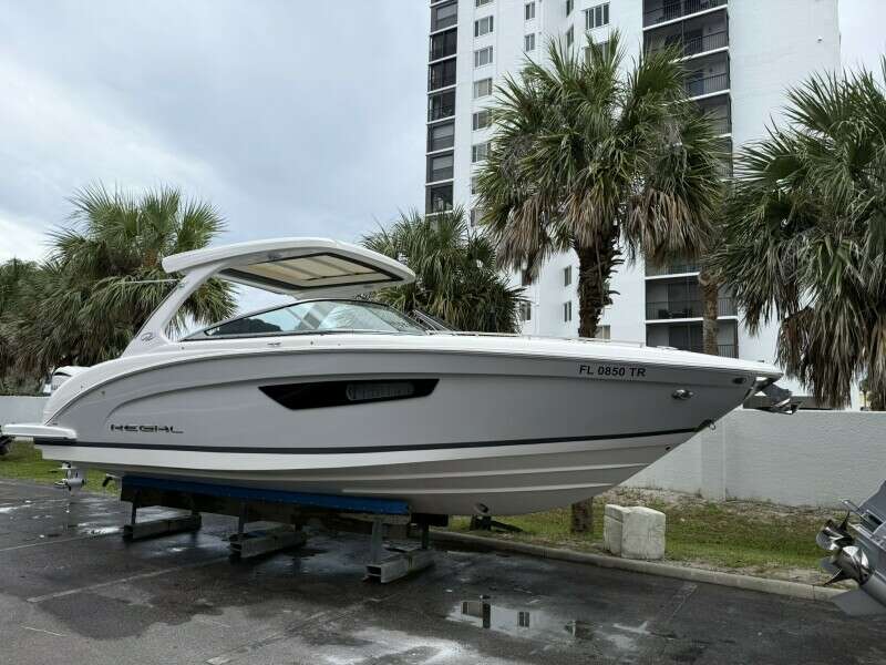 2024 Regal 33 OBX