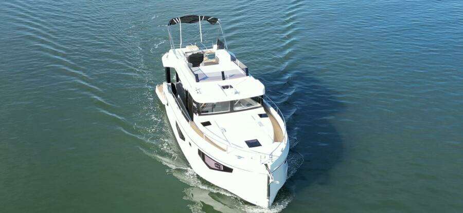 2026 Cobra Seamaster 45