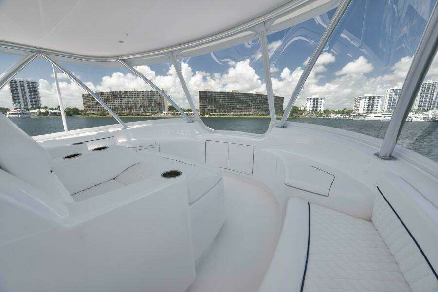 2024 Viking 68 Convertible- GYS TRADE- Flybridge