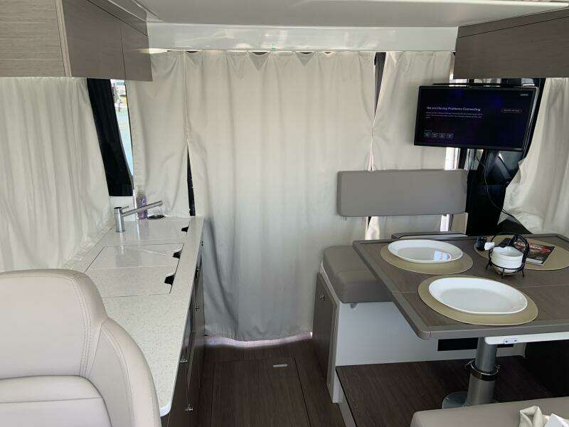 2025 Jeanneau NC 1095 Coupe