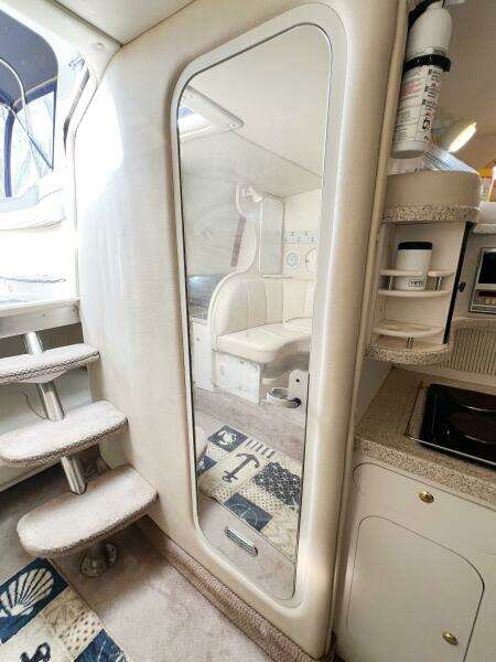 2000 Rinker Fiesta Vee 330