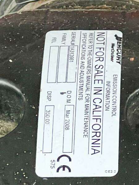 2000 Rinker Fiesta Vee 330