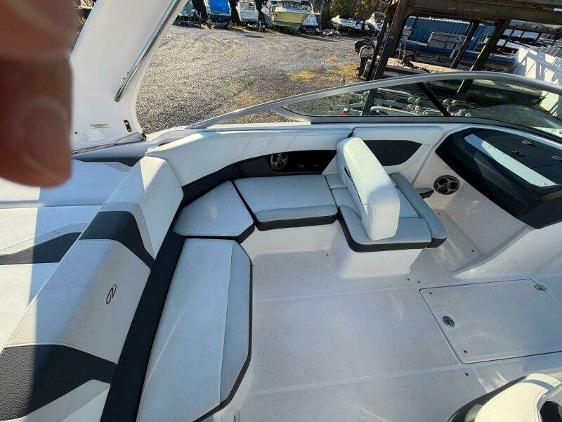 2016 Regal 2000 ES Bowrider