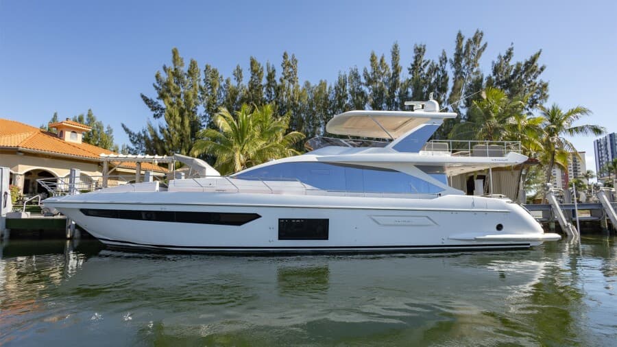 2021 Azimut Fly