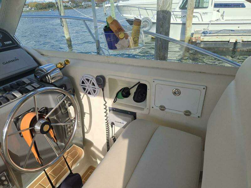 1998 Tiara Yachts Coronet