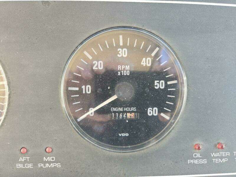 1998 Tiara Yachts Coronet