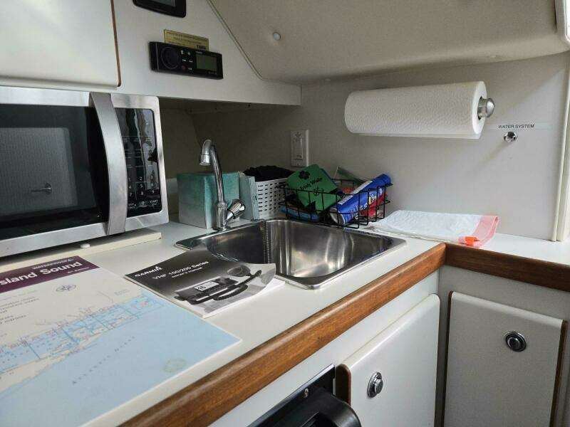 1998 Tiara Yachts Coronet