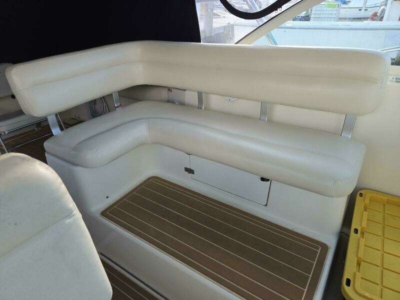 1998 Tiara Yachts Coronet