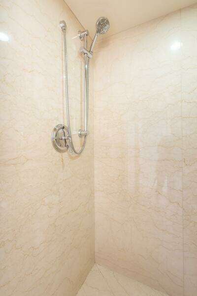 VIP Ensuite Shower