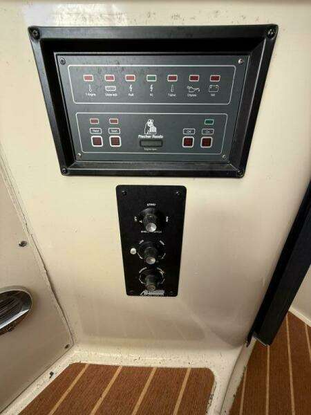 2007 Triton 315 Express