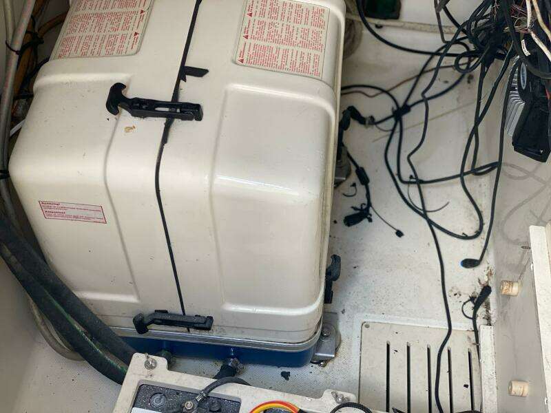 2007 Triton 315 Express