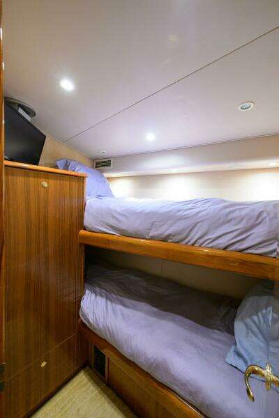 Forward Starboard Guest SR With TV And Hanging Locker