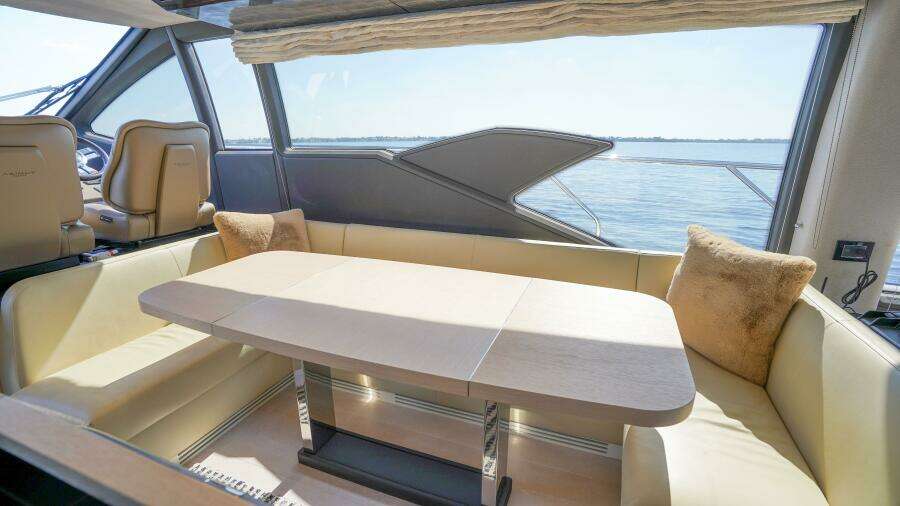 2017 Azimut 66 Flybridge