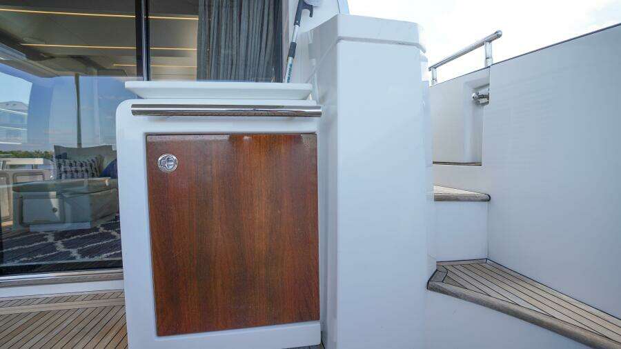 2017 Azimut 66 Flybridge