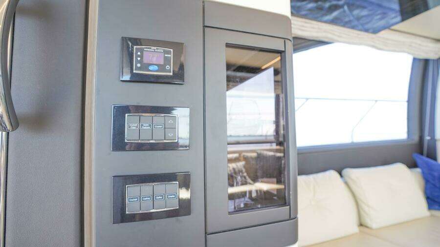 2017 Azimut 66 Flybridge