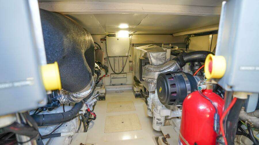 2017 Azimut 66 Flybridge