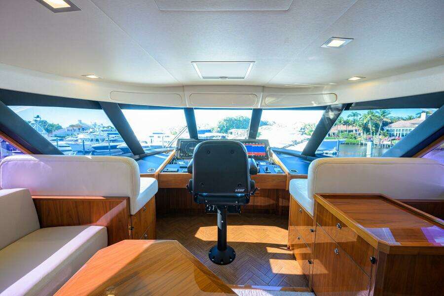2017 Viking 72 Enclosed Bridge