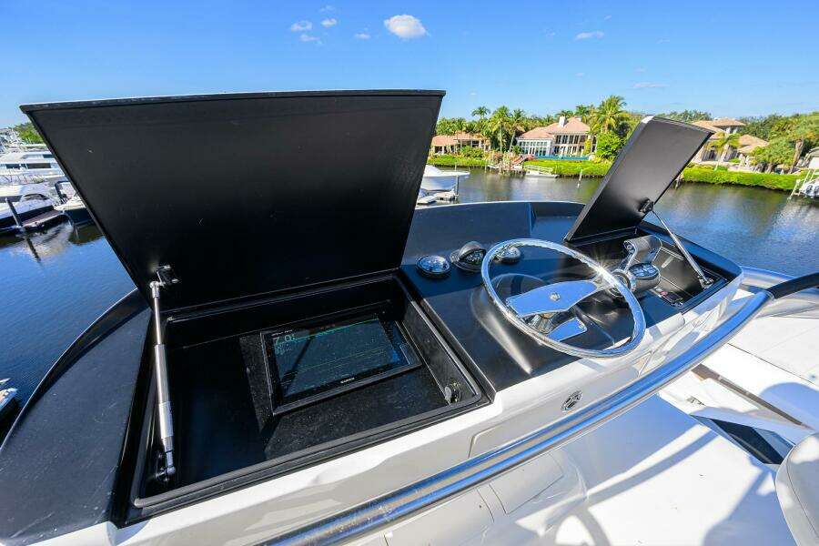 2017 Viking 72 Enclosed Bridge