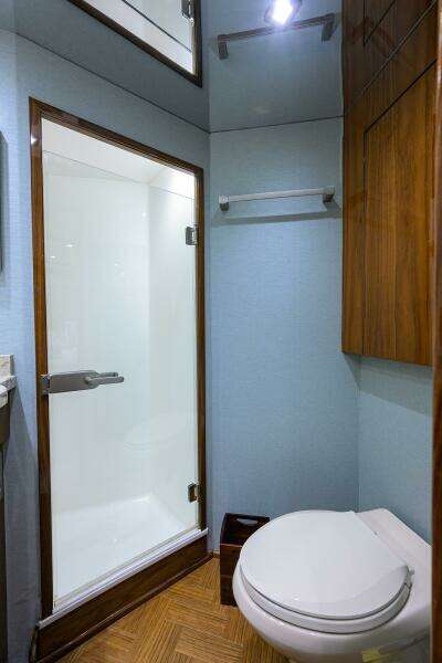 2017 Viking 72 Enclosed Bridge