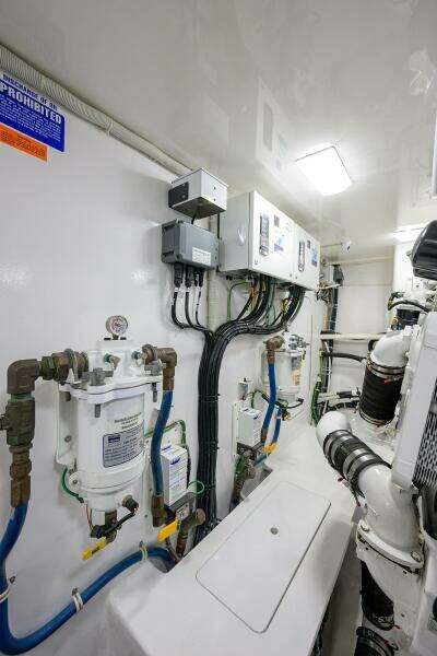 2017 Viking 72 Enclosed Bridge