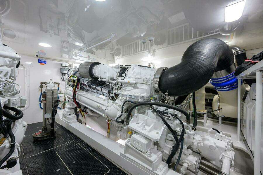 2017 Viking 72 Enclosed Bridge