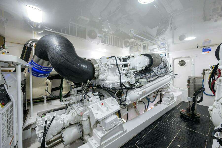 2017 Viking 72 Enclosed Bridge