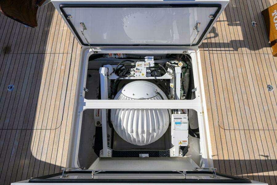 2017 Viking 72 Enclosed Bridge