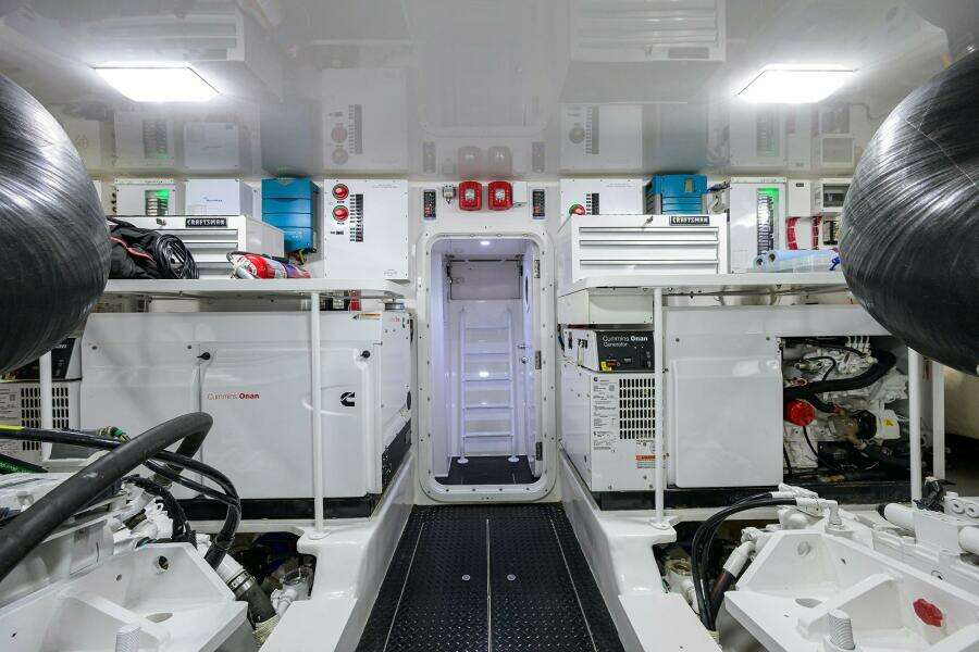 2017 Viking 72 Enclosed Bridge