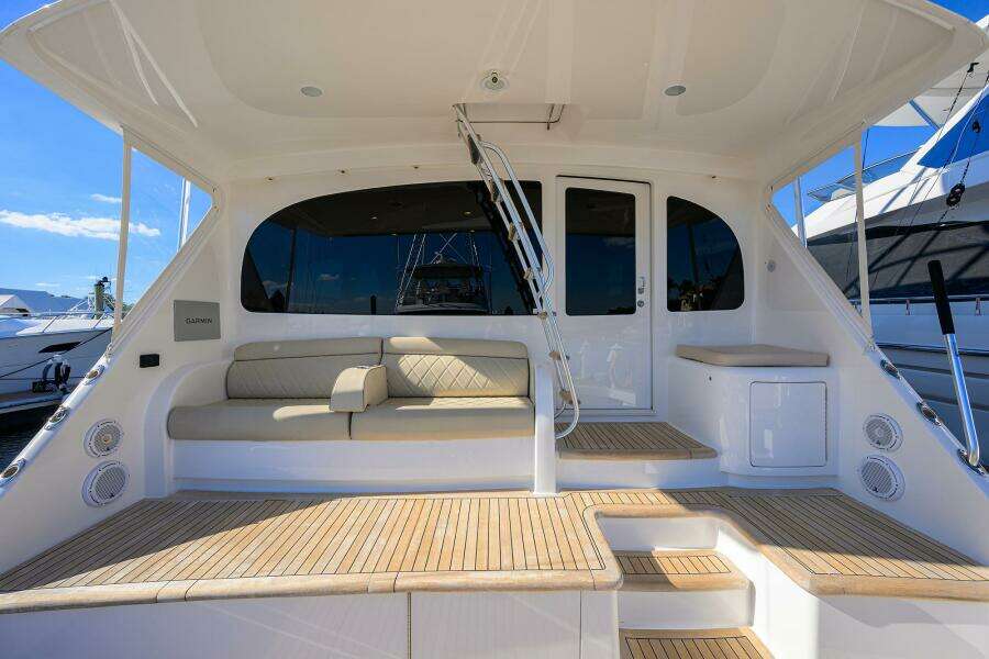 2017 Viking 72 Enclosed Bridge