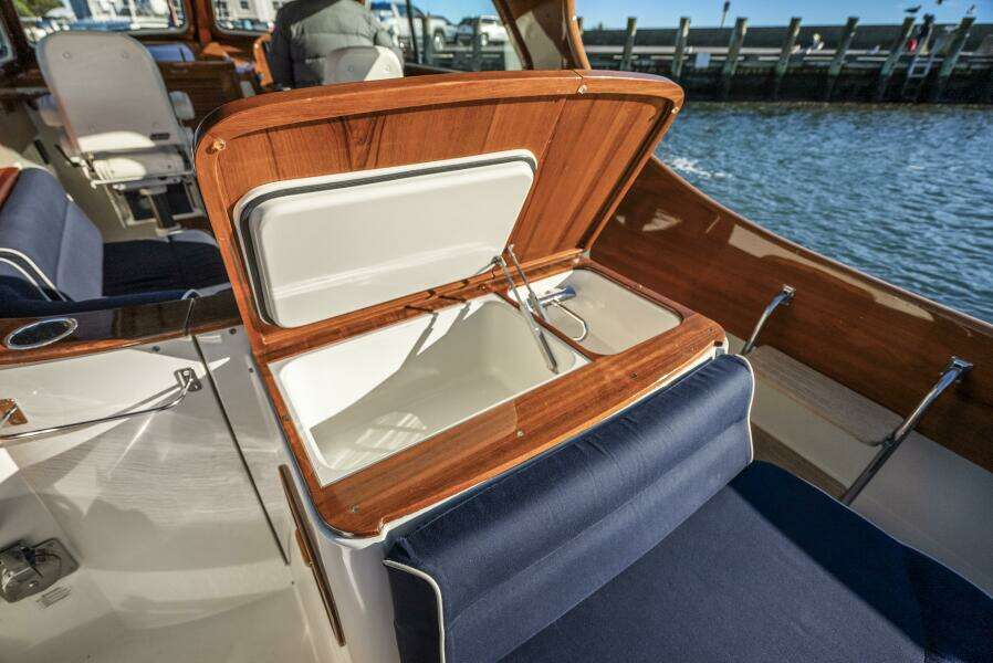 2007 Hinckley Hinckley Picnic Boat 36 EP