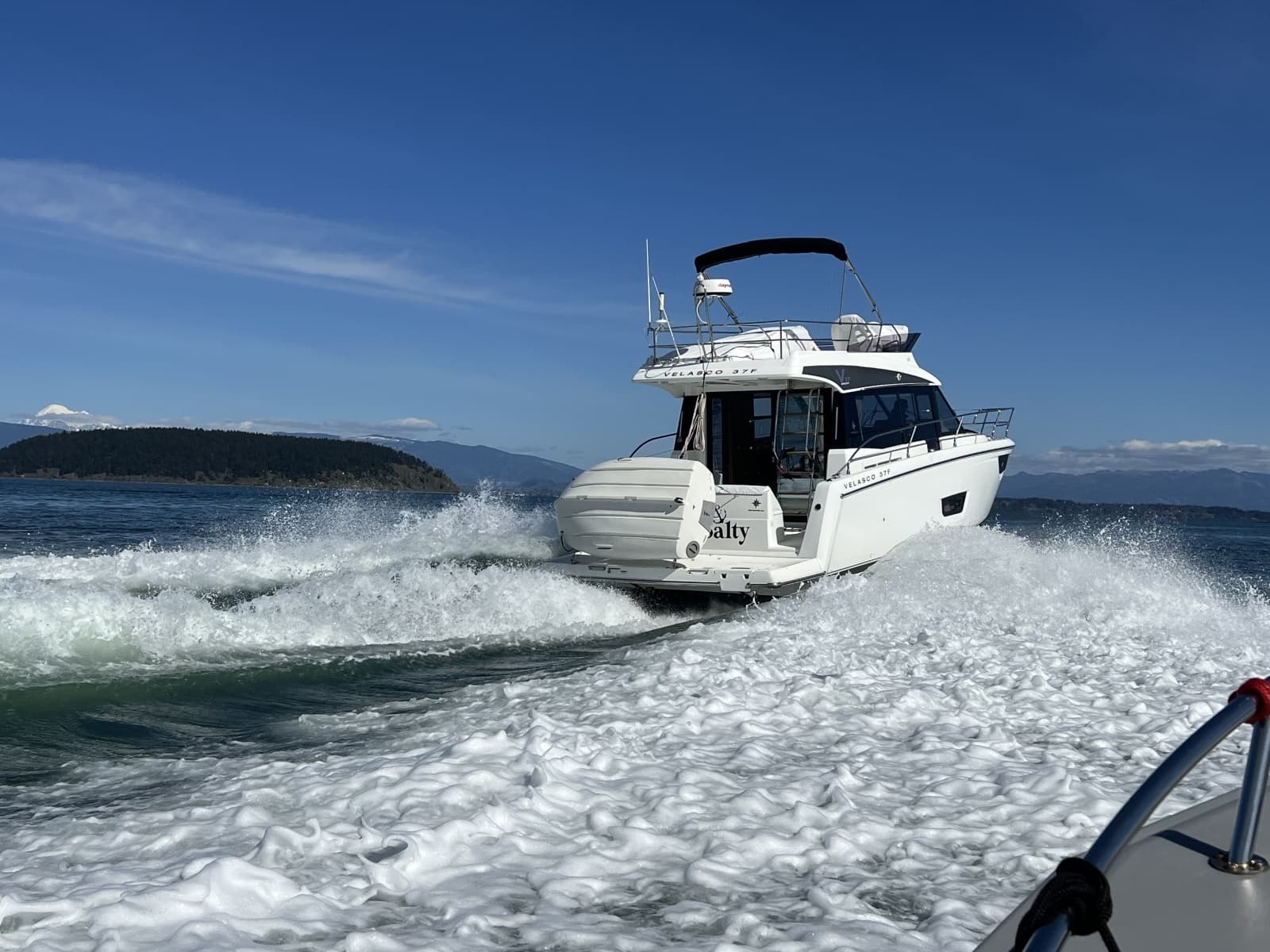 2019 Jeanneau Velasco