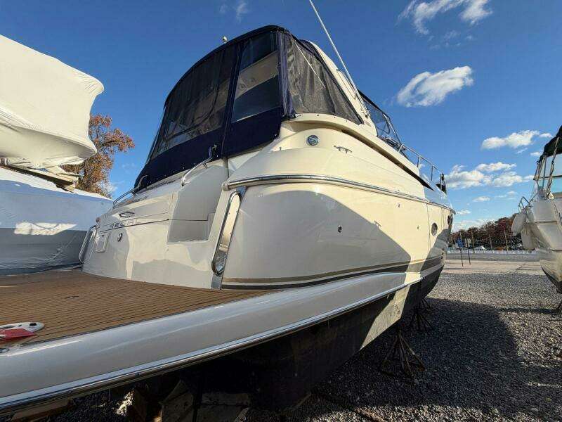 2002 Regal Commodore 3860