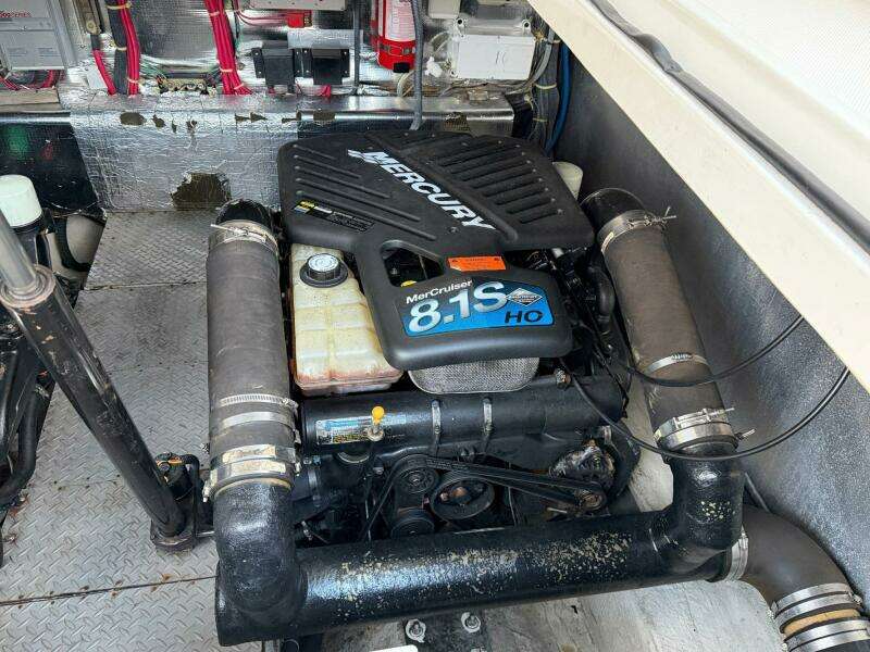 2002 Regal Commodore 3860