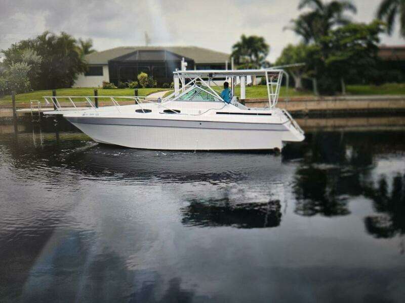 1987 Chris-Craft 284