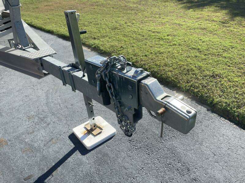 2023 Sportsman Masters 267 Bay Boat