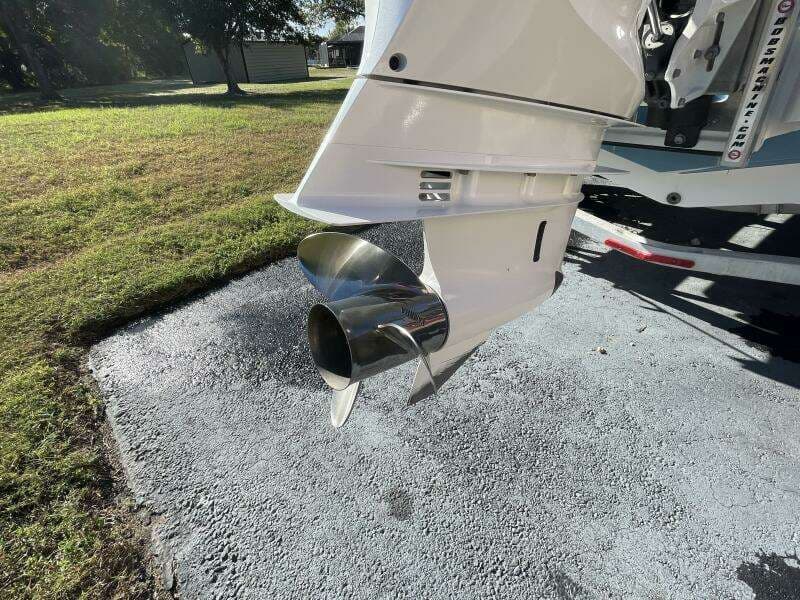 2023 Sportsman Masters 267 Bay Boat