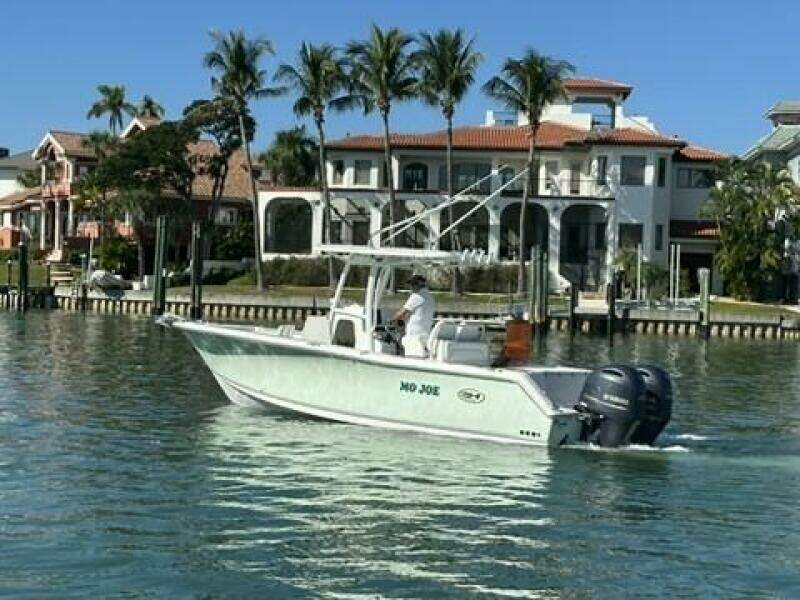 2014 Sea Hunt 27 Gamefish Forward Seating