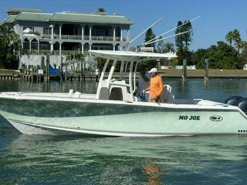 2014 Sea Hunt 27 Gamefish Forward Seating
