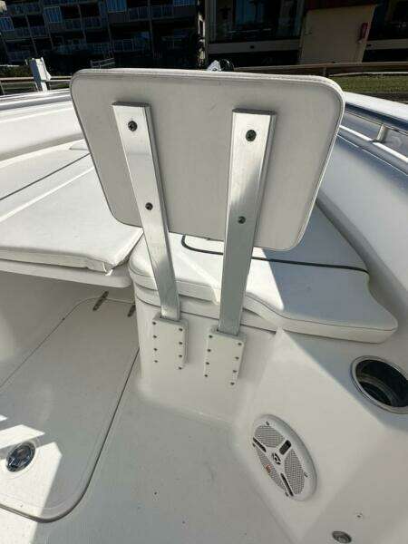 2014 Sea Hunt 27 Gamefish Forward Seating
