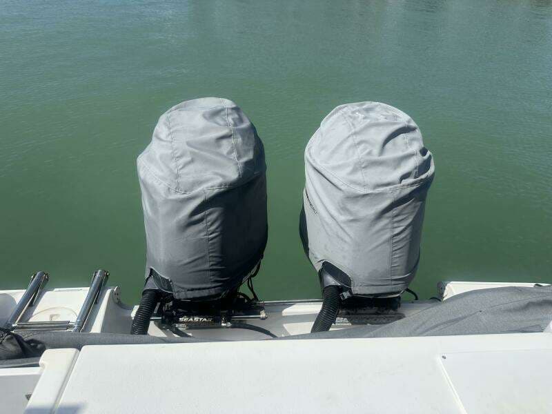 2014 Sea Hunt 27 Gamefish Forward Seating