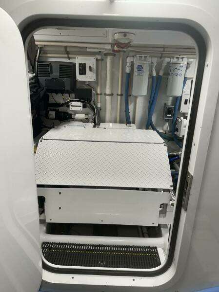 1999 Merritt 58' Sportfish