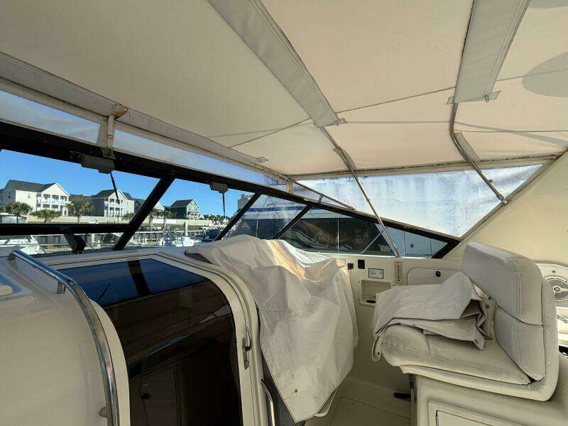 1993 Tiara Yachts 4300 Convertible